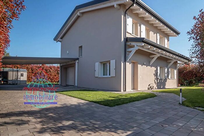 Casa con 5 locali in vendita in Via Pradole, Pieve Di Cento