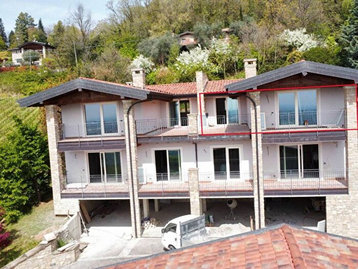 Appartamento trilocale in affitto in Località Codera, Grumello del Monte
