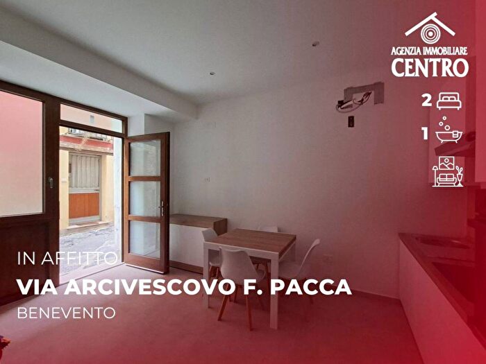 Appartamento trilocale in affitto in Via Arcivescovo Francesco Pacca, Centro Storico, Benevento