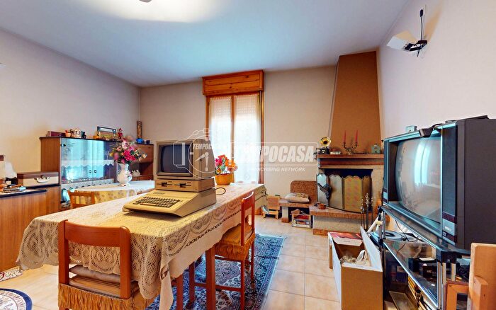 Appartamento quadrilocale in vendita in Via della Resistenza, Grizzana Morandi