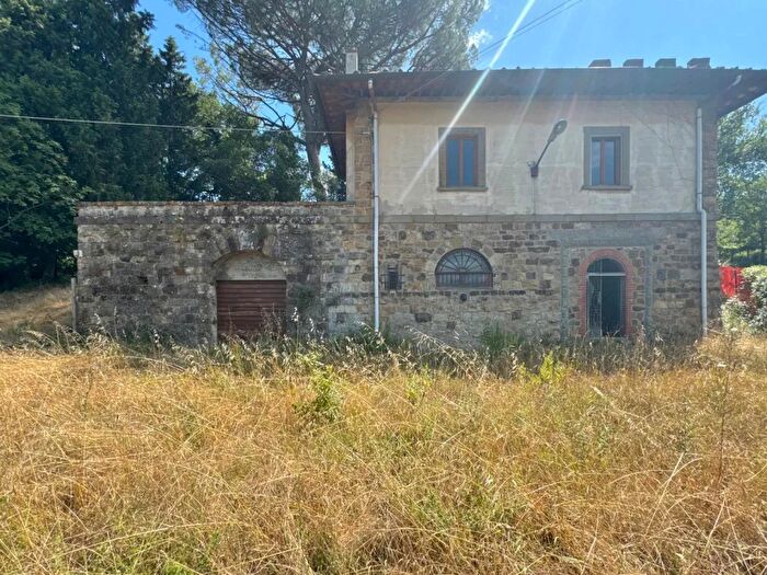 Casa con 12 locali in vendita in Via della Rosa, Fiesole