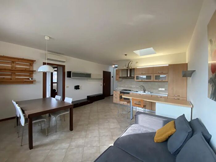 Appartamento trilocale in vendita in Via Palladio, Veggiano