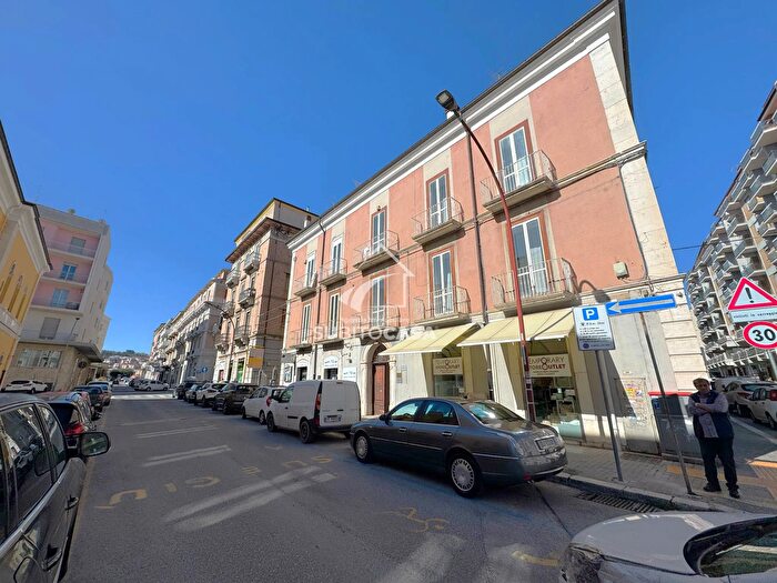 Appartamento bilocale in vendita in Via Umberto I Campobasso Cb, Campobasso
