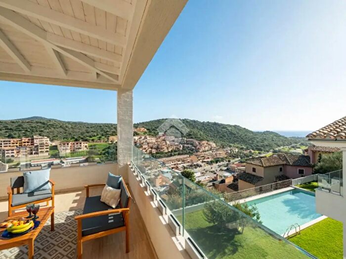 Appartamento quadrilocale in vendita in Via G Verdi, Villasimius