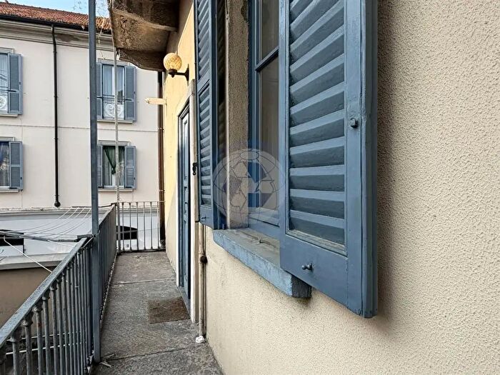 Appartamento trilocale in vendita in Via Magenta, Monza