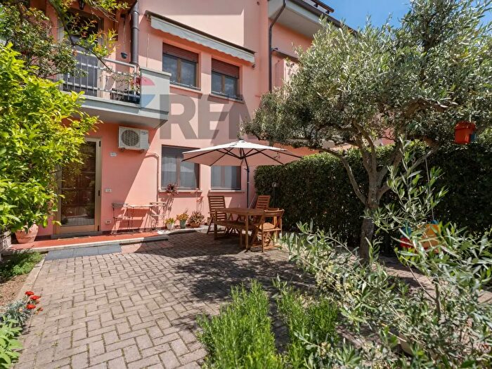 Appartamento trilocale in vendita in Via di Villa Giulia, Fano