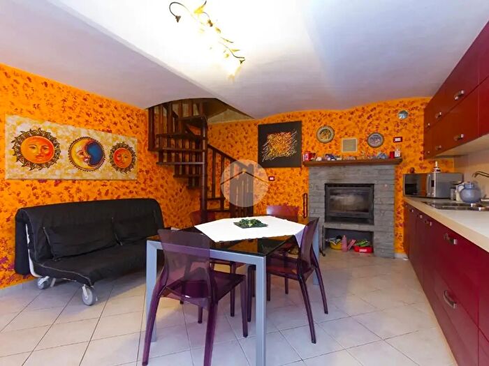 Casa trilocale in vendita in Borgata San Filippo, Giaveno
