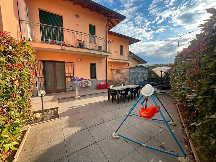 Appartamento trilocale in vendita in Stezzano