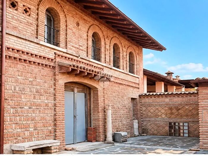 Appartamento con 5 locali in vendita in Via Solferino, Fiesse