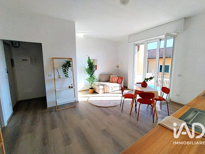 Appartamento trilocale in vendita in Corso Dante Alighieri, Ghiffa