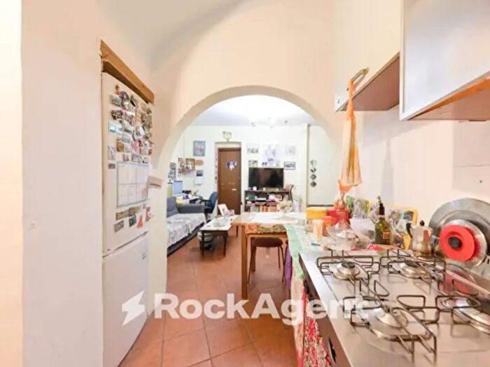 Appartamento trilocale in vendita in Vico Giannini, Genova