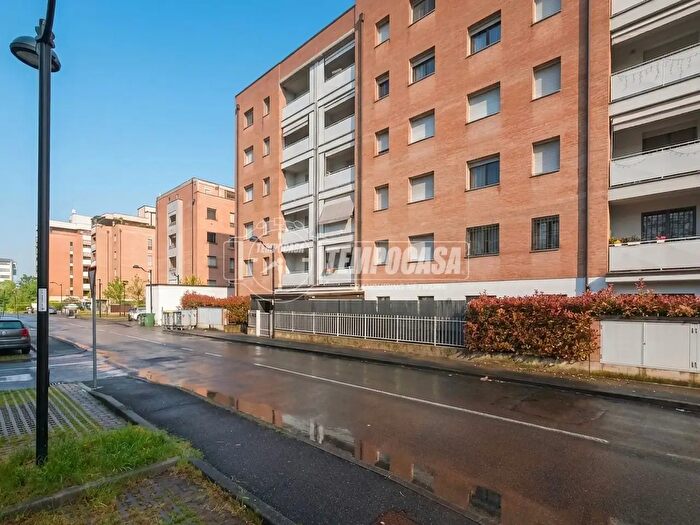 Appartamento trilocale in vendita in Via Meuccio Ruini, Reggio Emilia