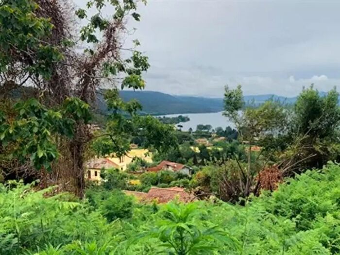 Casa con 5 locali in vendita in Via del Lago, Bracciano