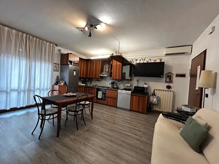 Appartamento trilocale in vendita in Via XXV Aprile, Salzano