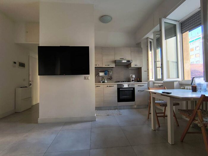 Appartamento monolocale in affitto in Via Roggia Scagna, Rovereto, Milano