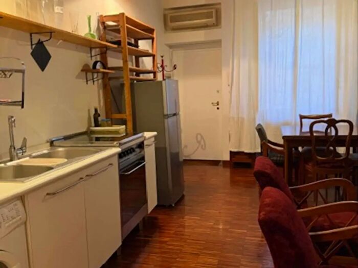 Appartamento monolocale in affitto in Via Cecilio Stazio, Milano