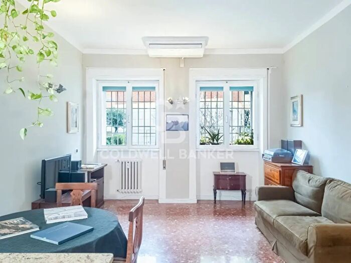 Appartamento trilocale in affitto in Via Francesco Miceli Picardi, Roma