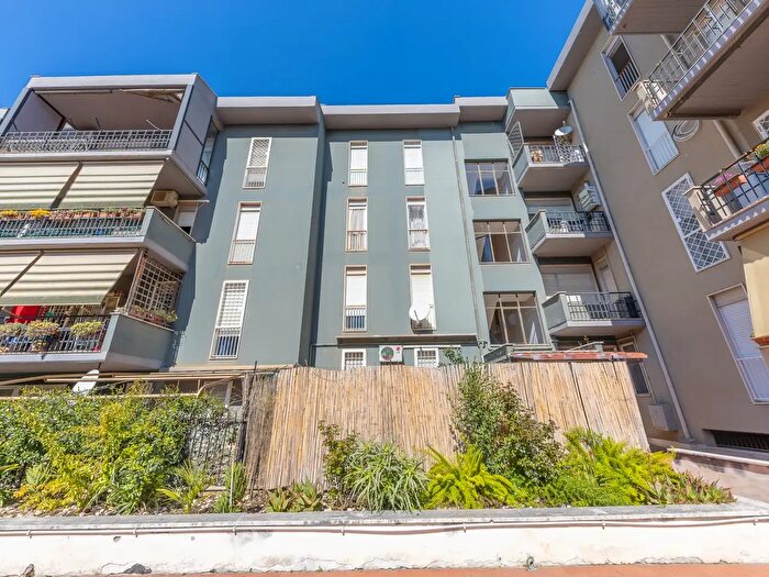 Appartamento quadrilocale in vendita in Via Menandro, Roma