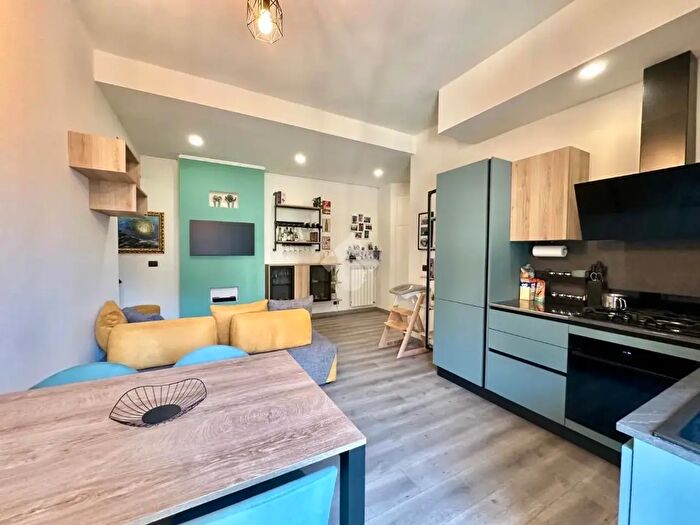 Appartamento trilocale in vendita in Corso Regina Margherita, Torino