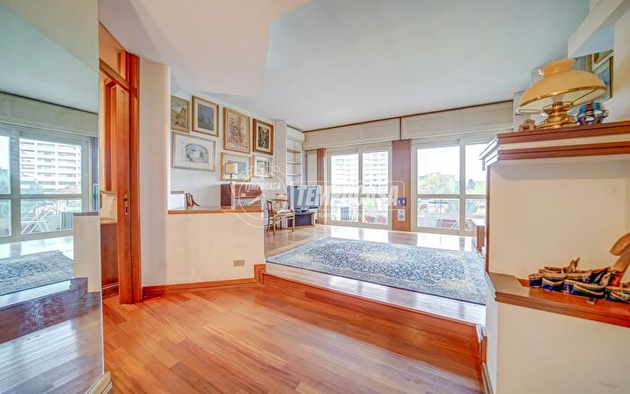 Appartamento quadrilocale in vendita in Via Vittorio Veneto, Gallarate