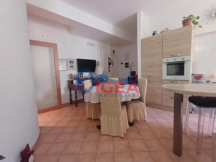 Appartamento quadrilocale in vendita in XIV Maggio, Siena