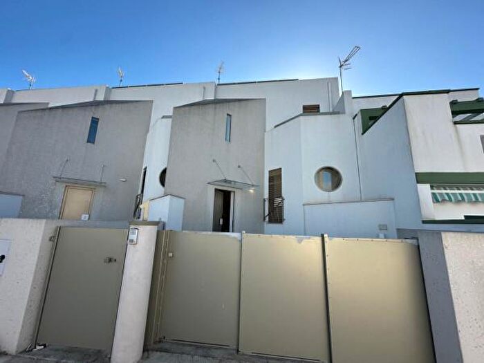 Appartamento con 6 locali in vendita in Via Enea, Castrignano Del Capo