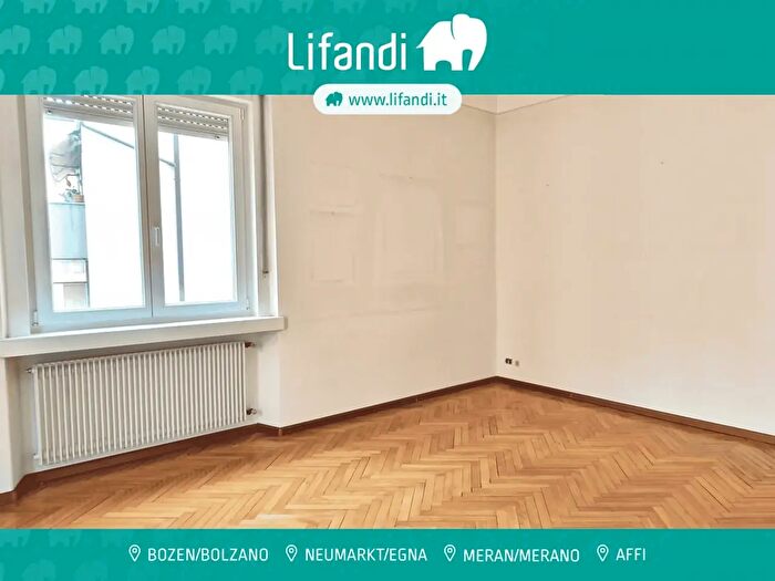 Appartamento trilocale in vendita in Via Verona Veronastraße, Bolzano