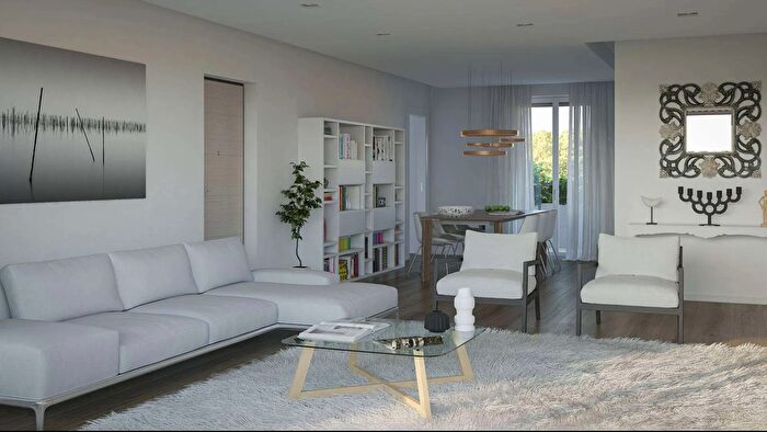 Appartamento quadrilocale in vendita in Via Achille Grandi, Triuggio