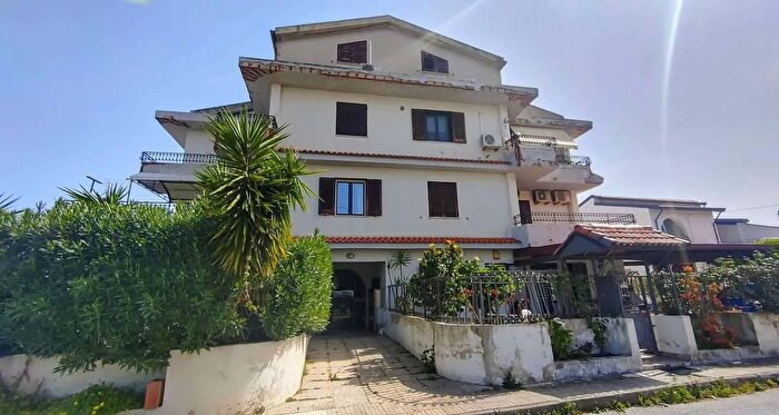 Appartamento con 5 locali in vendita in Via Tonnarella Terme Vigliatore, Terme Vigliatore