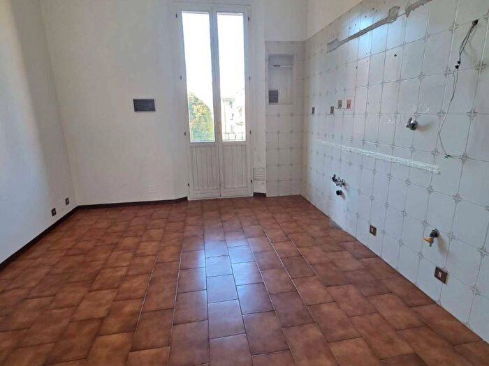 Appartamento trilocale in affitto in Via Franco Bolognese, Bolognina, Bologna