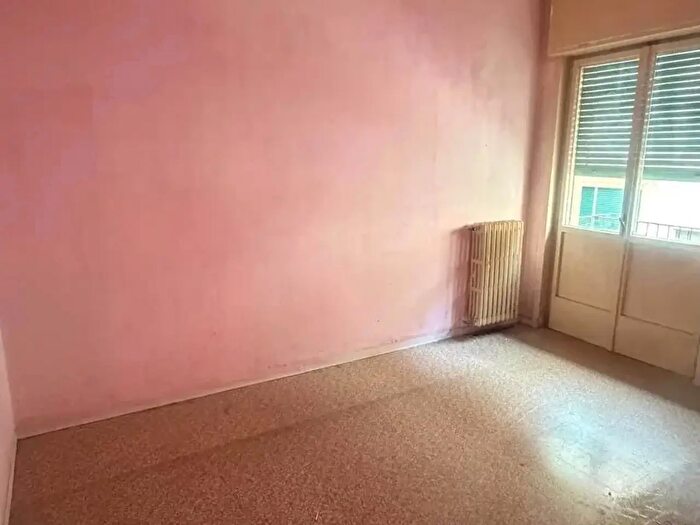 Appartamento quadrilocale in vendita in Via Muzio Attendolo Sforza, Messina