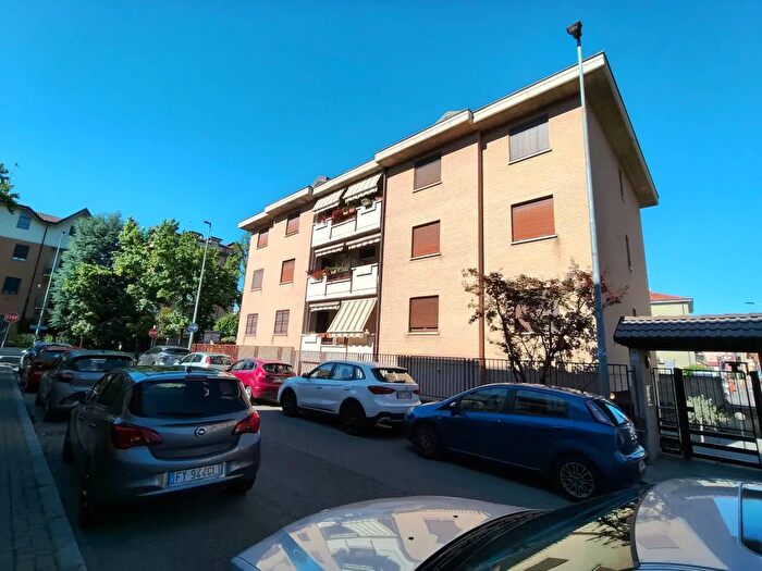 Appartamento quadrilocale in vendita in Via Monteverdi, Cinisello Balsamo