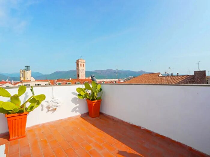Appartamento bilocale in vendita in Vico Navone, Albenga