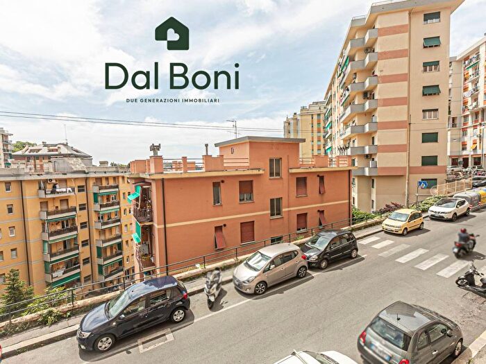 Appartamento trilocale in affitto in Via Pasquale Berghini, San Fruttuoso, Genova