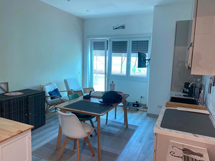 Appartamento trilocale in vendita in Baldo degli Ubaldi Snc, Roma