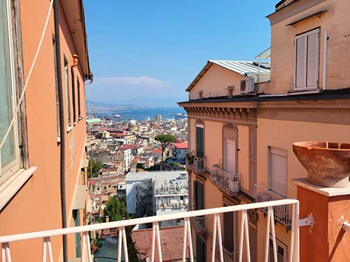 Casa trilocale in affitto in Corso Vittorio Emanuele, Piazza Canneto Salvator Rosa, Napoli