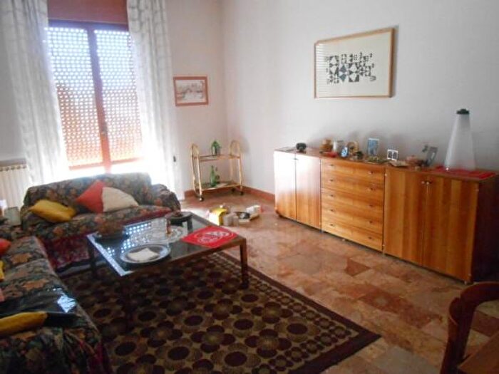 Appartamento trilocale in vendita in Jesi