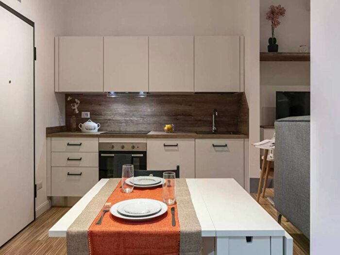 Appartamento bilocale in affitto in Bologna Sulmona, Milano