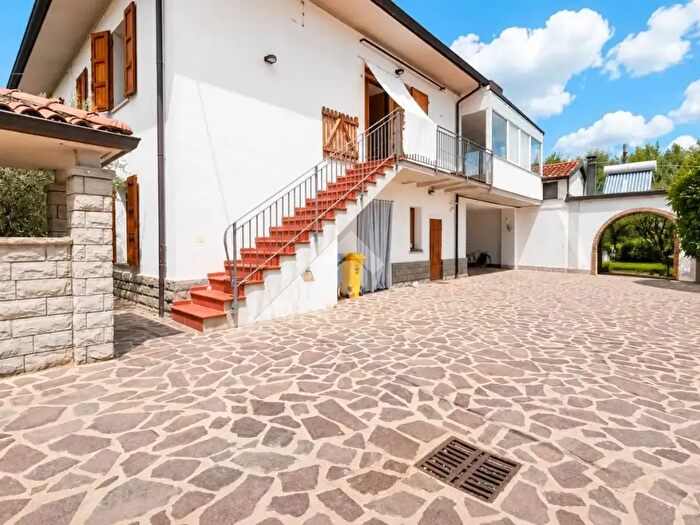 Casa quadrilocale in affitto in Via del Braldo, Forli'