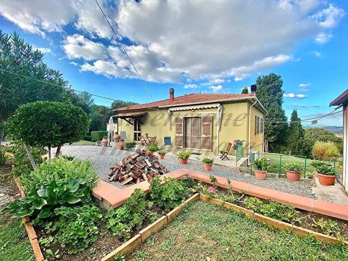 Casa con 6 locali in vendita in Località Traversa Livornese Cesari, Rosignano Marittimo