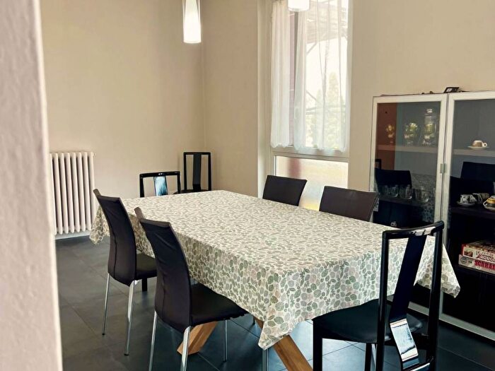 Appartamento trilocale in affitto in Via Giovanni Rambotti, Desenzano Centro, Desenzano del Garda