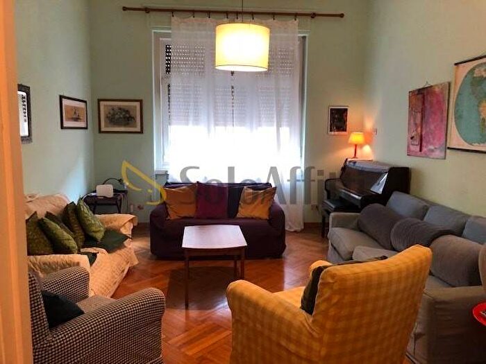 Appartamento con 6 locali in affitto in via Coroneo, Borgo Teresiano, Trieste