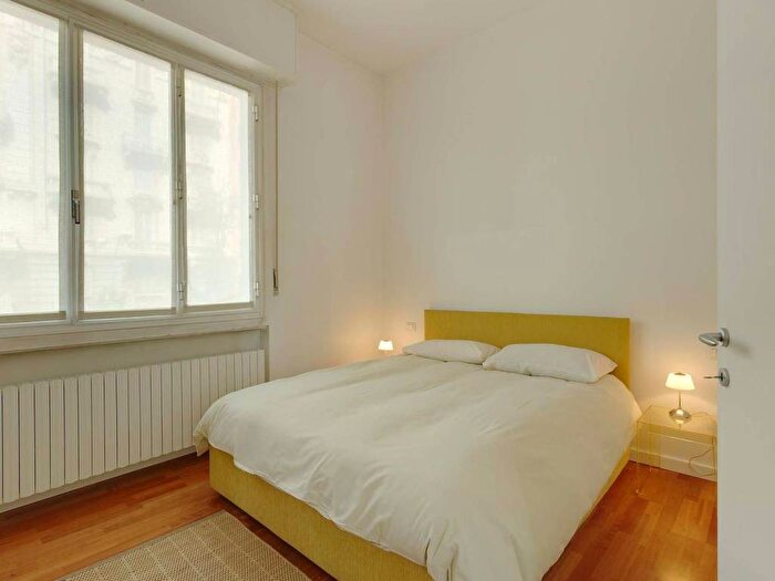 Appartamento bilocale in affitto in Via Giovanni Battista Pergolesi, Centrale, Milano