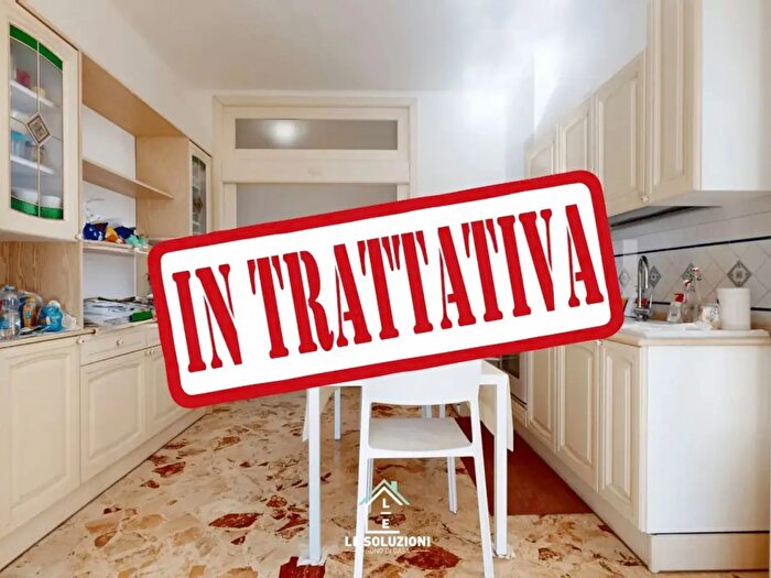 Appartamento trilocale in vendita in Via Noci, Putignano