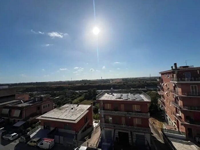 Appartamento trilocale in vendita in Via agliè, Roma