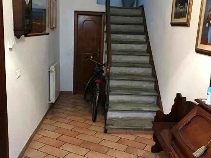 Casa con 5 locali in vendita in Viareggio