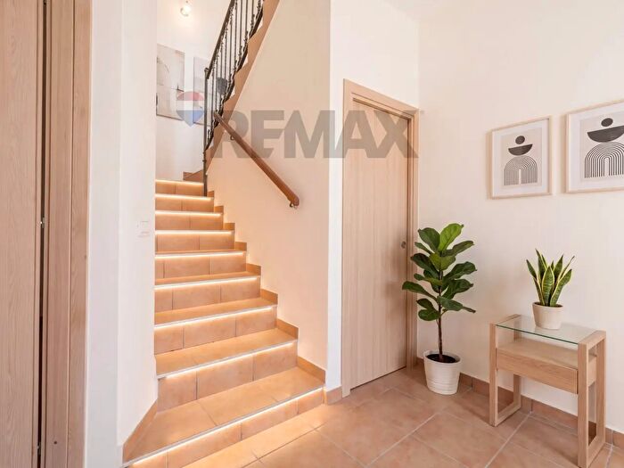 Casa trilocale in vendita in Via Campagna, Luino