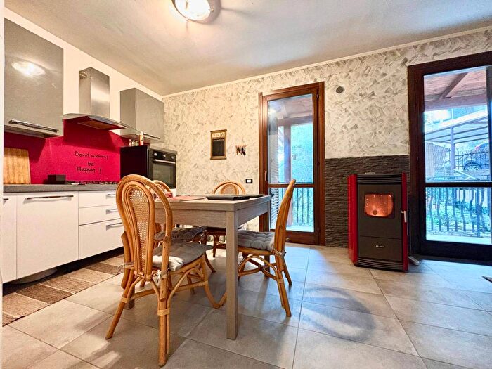 Appartamento trilocale in affitto in Contrada Cozzo di Castro, Altofonte