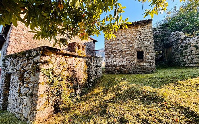 Casa bilocale in vendita in Località Gromolo Sp, Parzanica