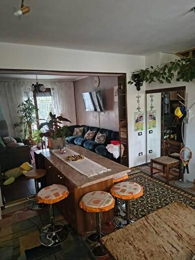 Casa con 7 locali in vendita in Via Testolini, Santa Giustina